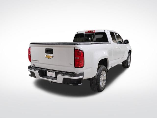 2018 Chevrolet Colorado LT photo 3