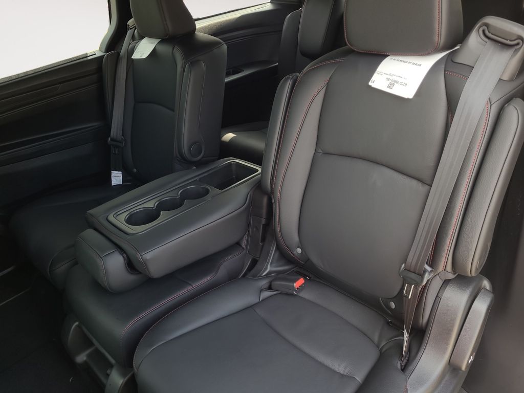 2026 Honda Odyssey Sport L - Photo 13