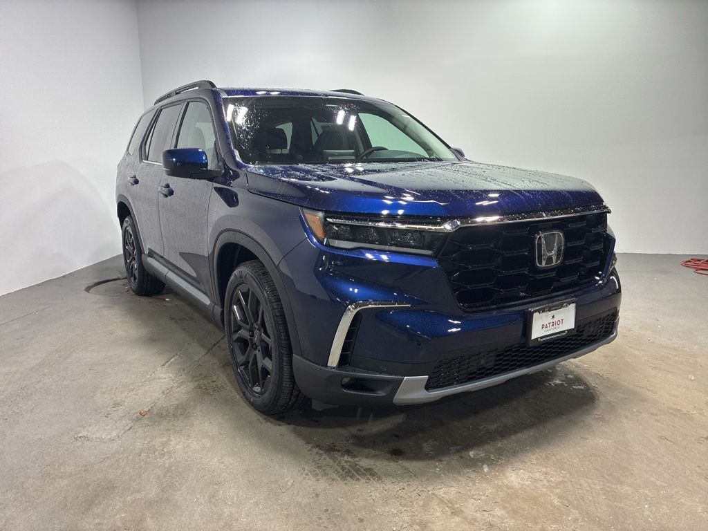 2025 Honda Pilot Touring's photo