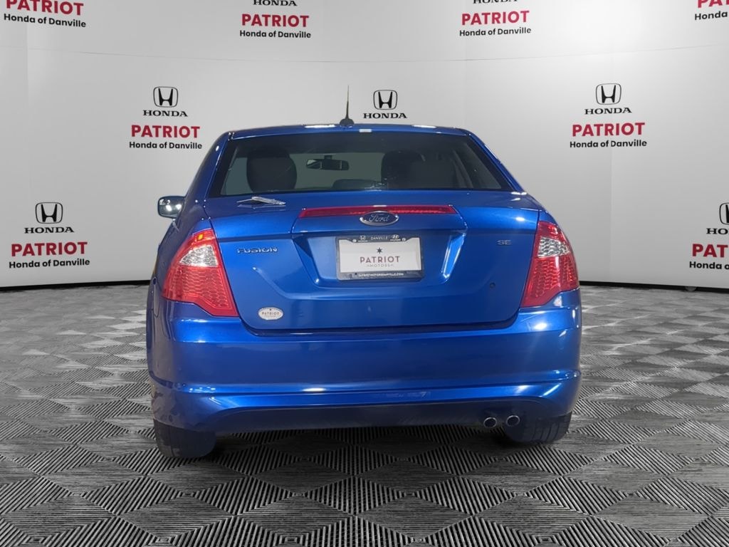 Used 2011 Ford Fusion SE Sedan
