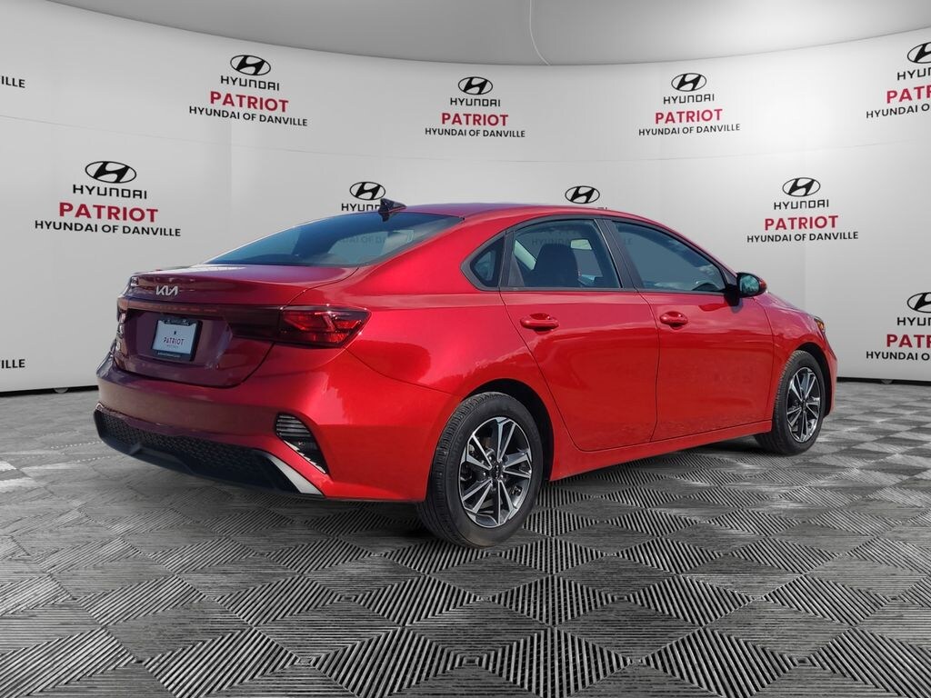 Used 2024 Kia Forte LXS Sedan