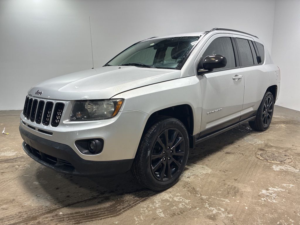 Used 2013 Jeep Compass Latitude with VIN 1C4NJCEA5DD218486 for sale in Danville, IL