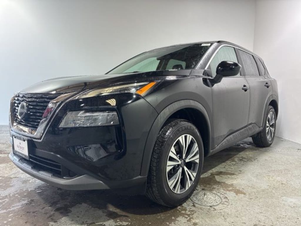 Used 2023 Nissan Rogue SV SUV