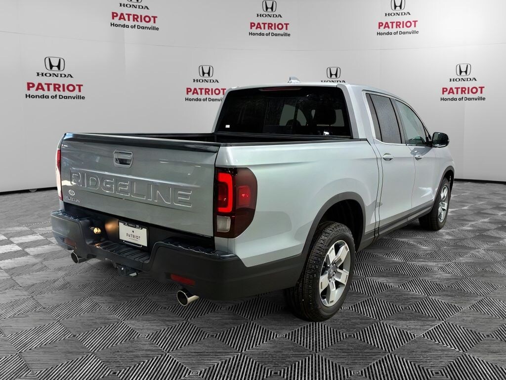 New 2026 Honda Ridgeline RTL Truck Crew Cab