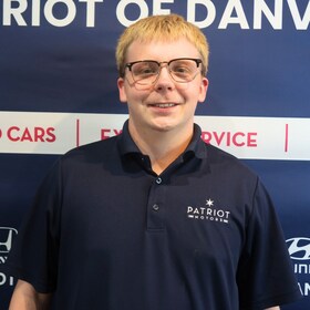 Staff member Robbie Haas from ID_61a28e2d0f90