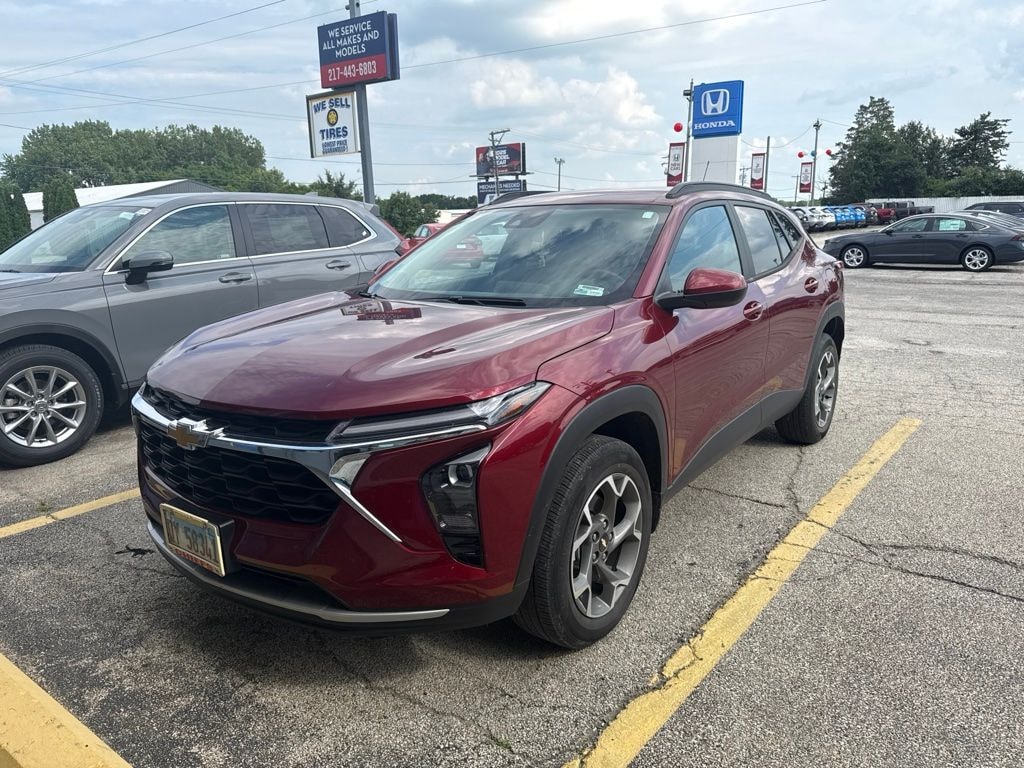 Used 2024 Chevrolet Trax LT SUV