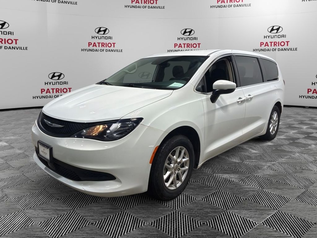 Used 2023 Chrysler Voyager LX Minivan/Van