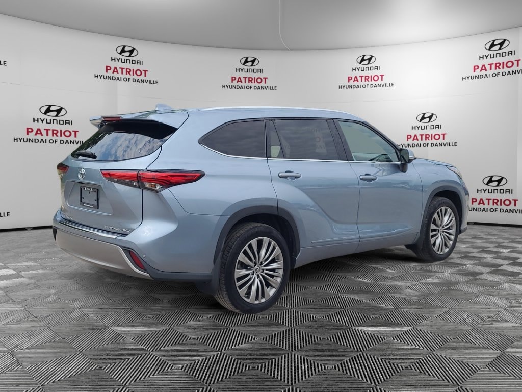 Used 2021 Toyota Highlander Platinum SUV