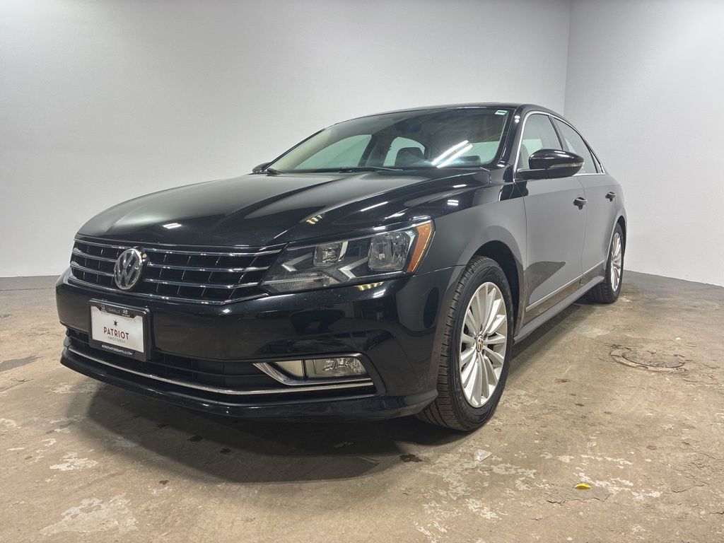 Used 2016 Volkswagen Passat SE with VIN 1VWBT7A32GC004297 for sale in Danville, IL