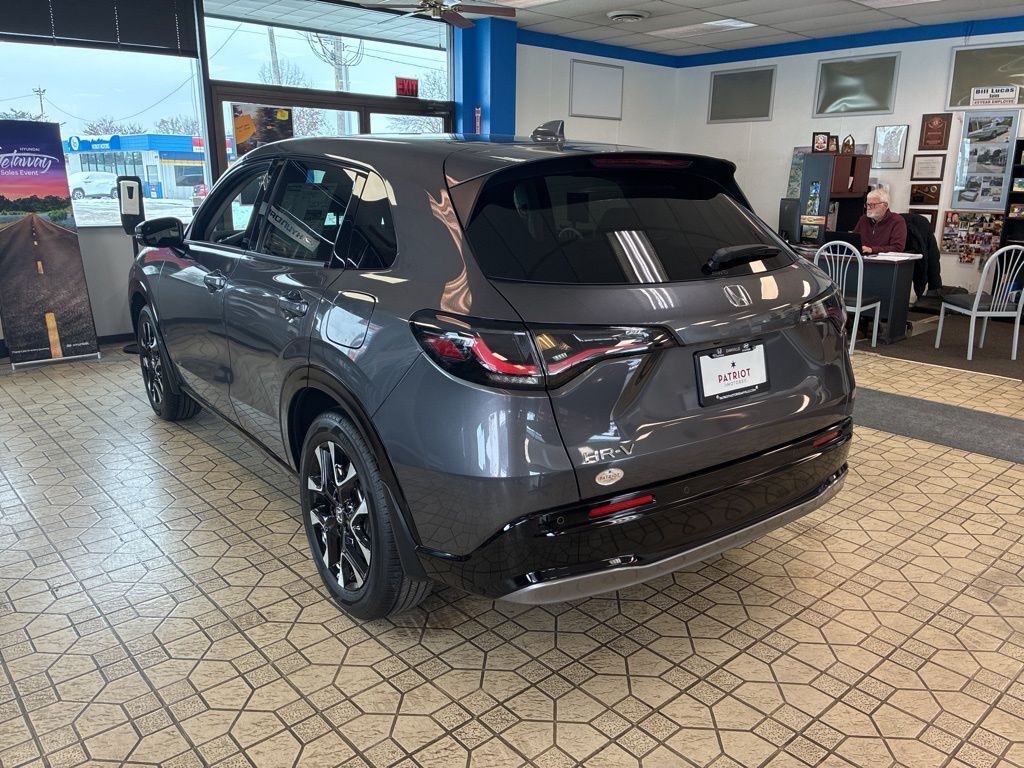 2026 Honda HR-V EX-L photo 3