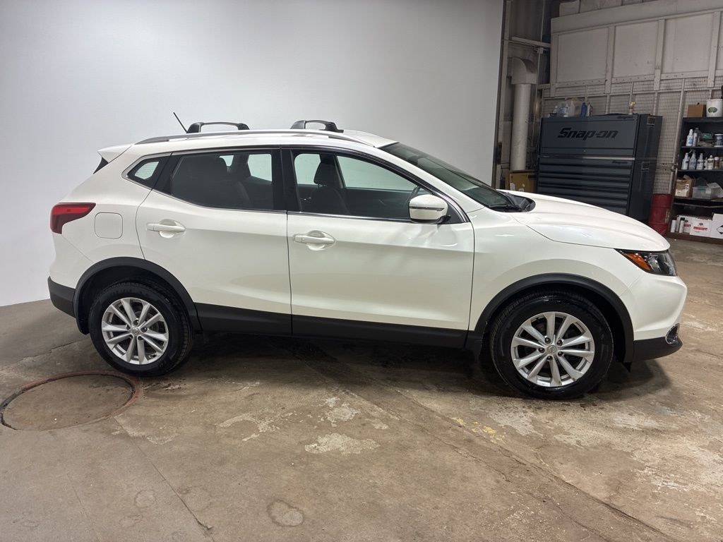 Used 2017 Nissan Rogue Sport SV SUV