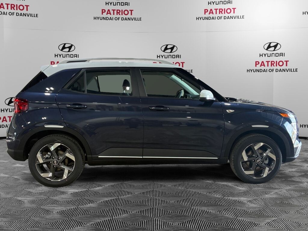 Used 2026 Hyundai Venue SEL SUV