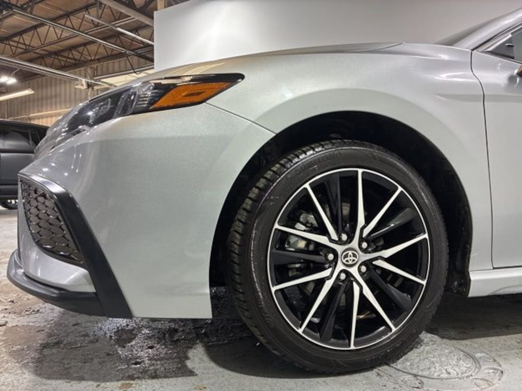 Used 2024 Toyota Camry SE Sedan