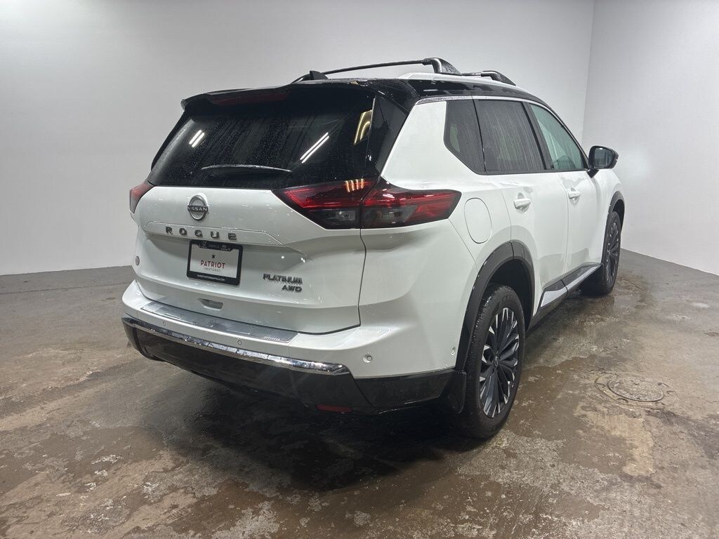 Used 2025 Nissan Rogue Platinum SUV