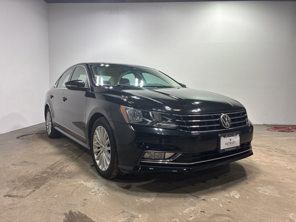 2016 Volkswagen Passat SE