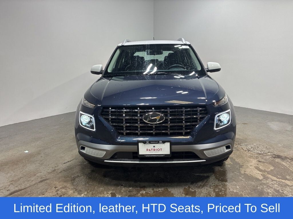 Used 2025 Hyundai Venue Limited SUV