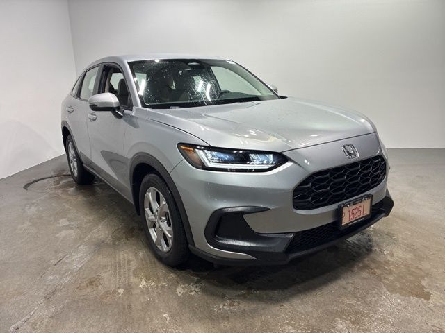 2025 Honda HR-V LX's photo