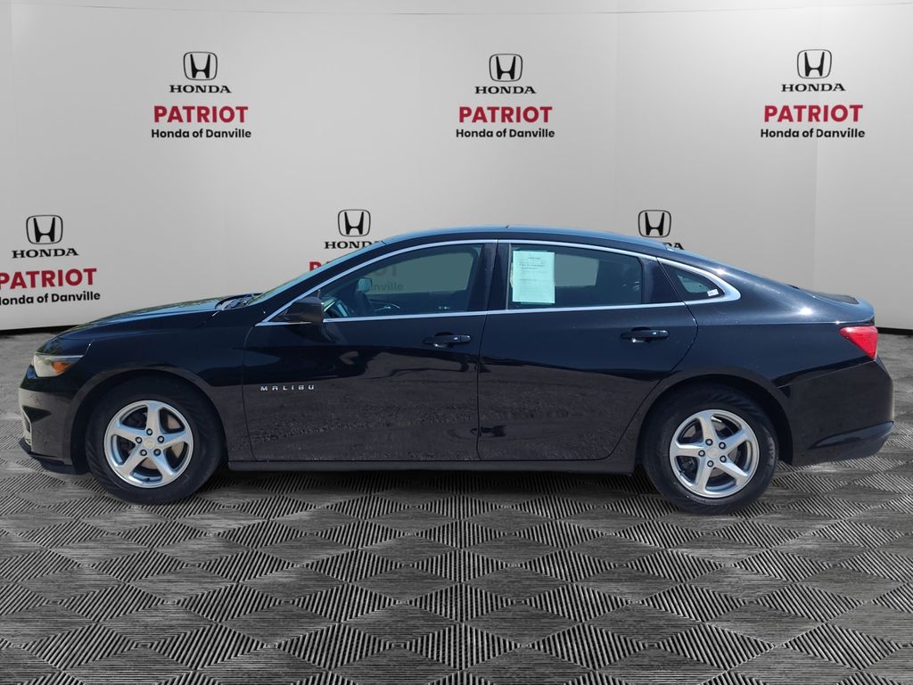 Used 2018 Chevrolet Malibu 1LS with VIN 1G1ZB5ST8JF165114 for sale in Danville, IL