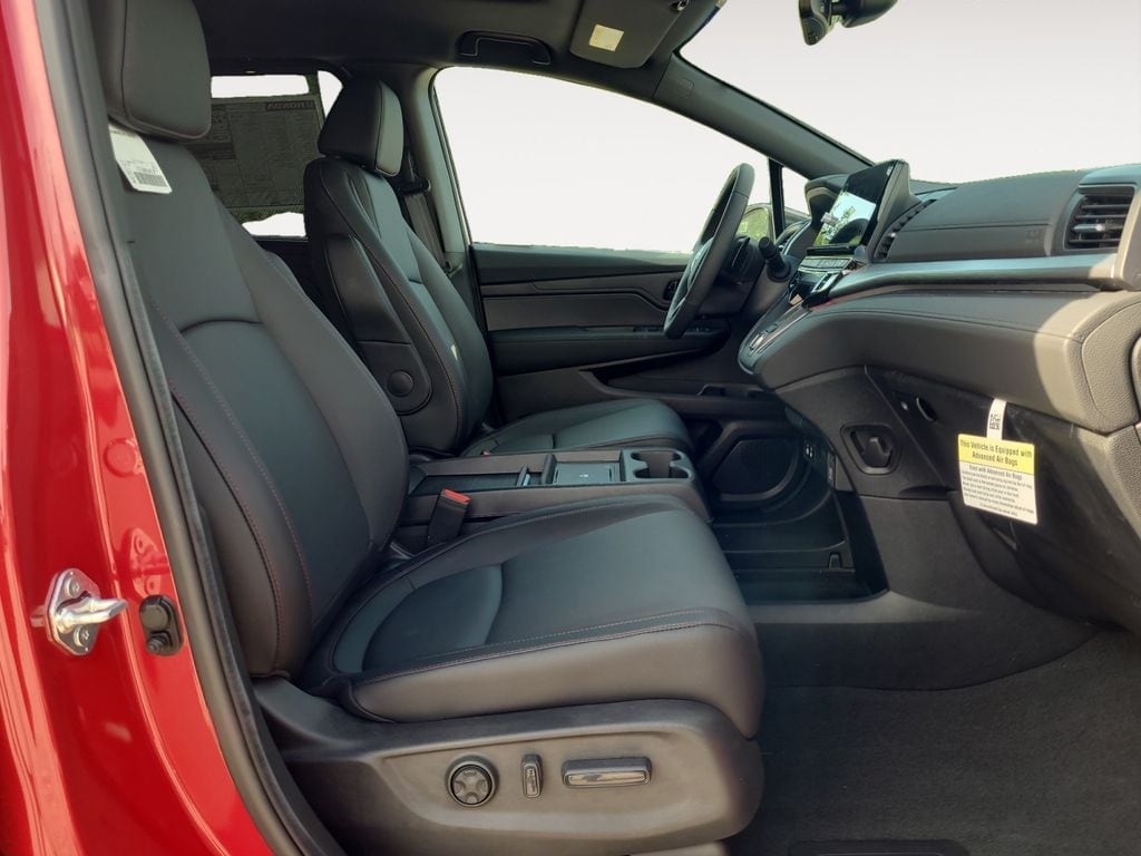 2026 Honda Odyssey Sport L - Photo 15