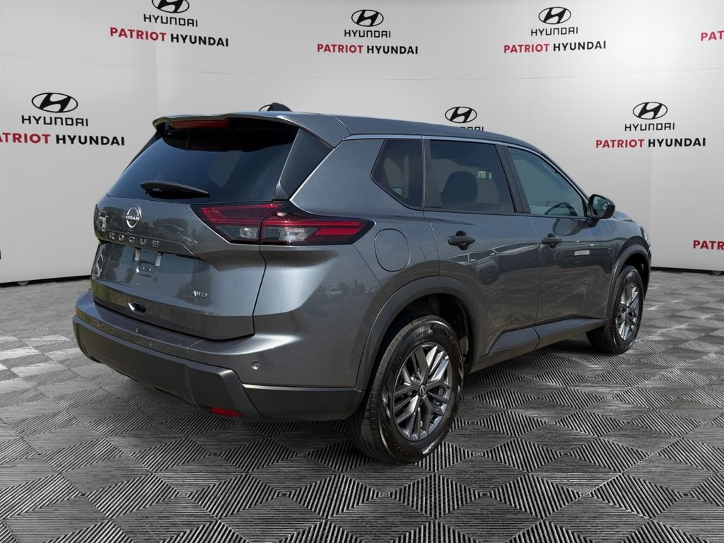 Used 2024 Nissan Rogue S SUV