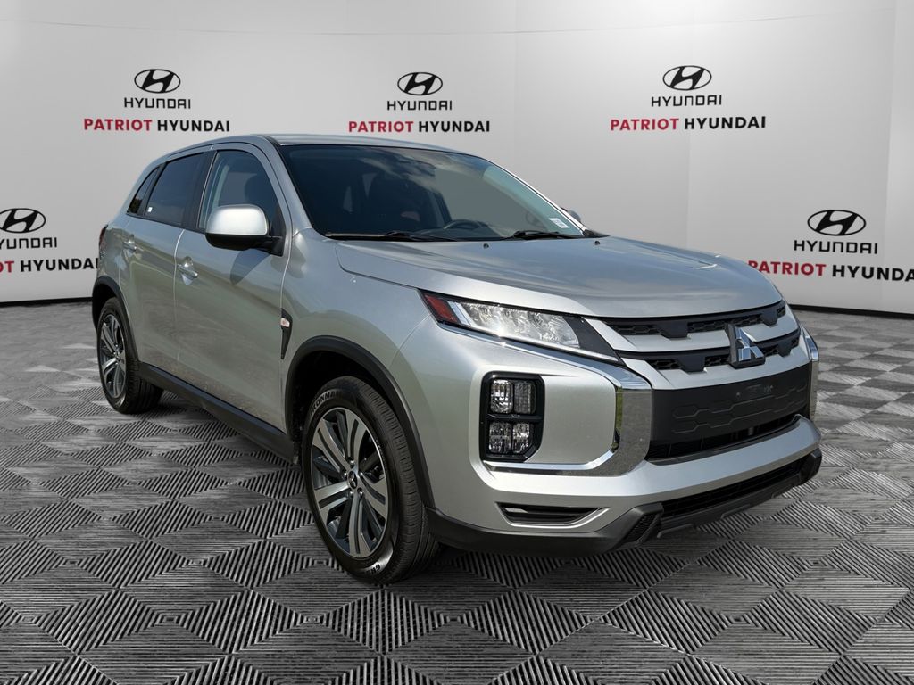 2024 Mitsubishi Outlander Sport 2.0 S AWC CVT's photo
