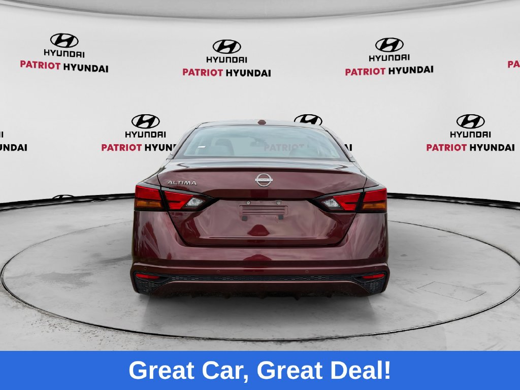 Used 2025 Nissan Altima SV Sedan