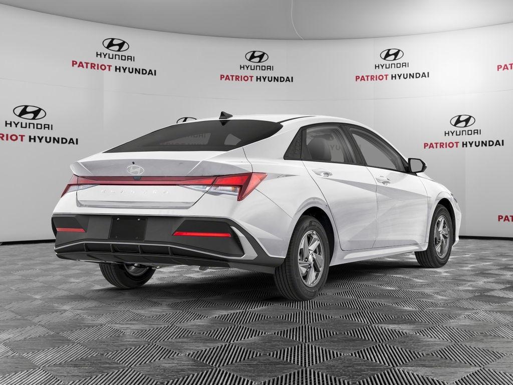 New 2026 Hyundai Elantra SE Sedan