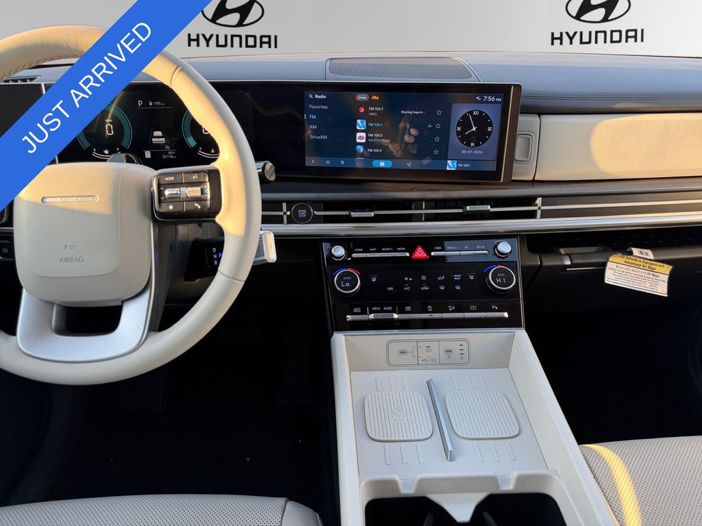 2025 Hyundai Santa Fe SEL - Photo 10
