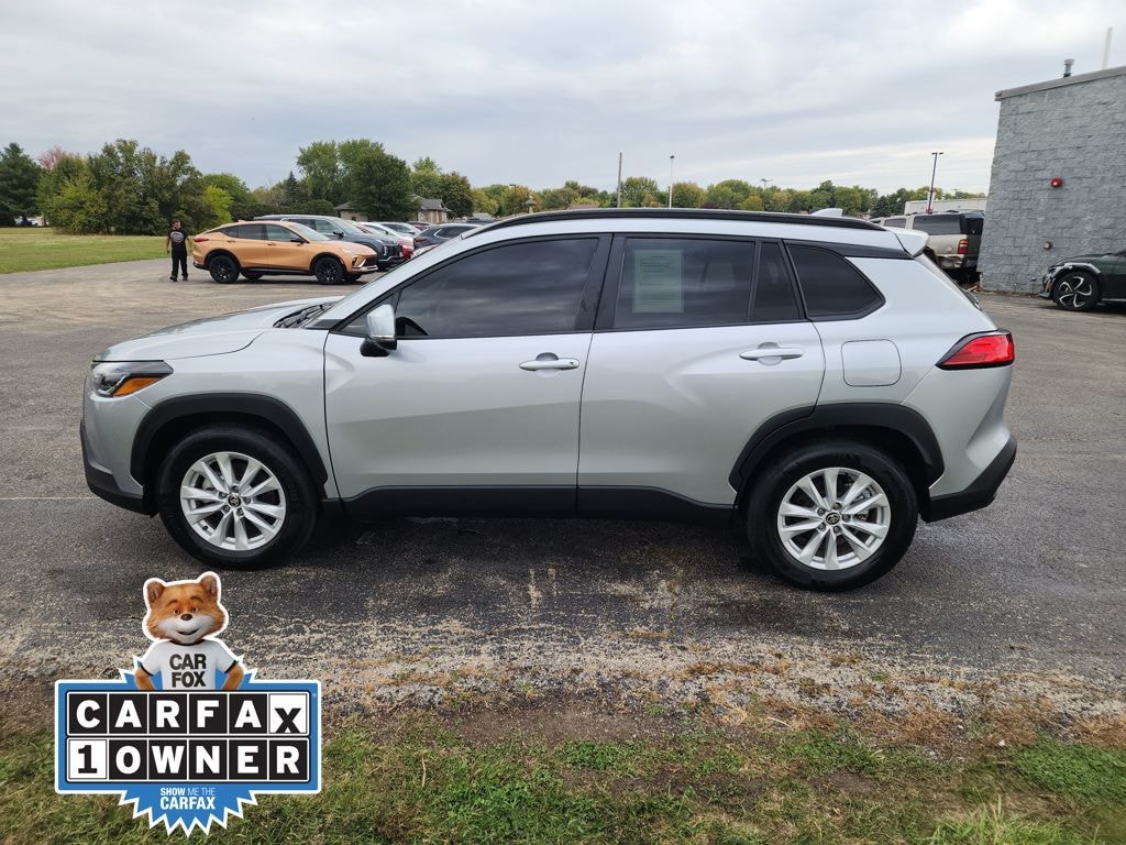 Used 2024 Toyota Corolla Cross LE SUV