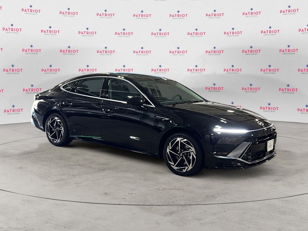 Used 2025 Hyundai Sonata SEL Convenience Sedan