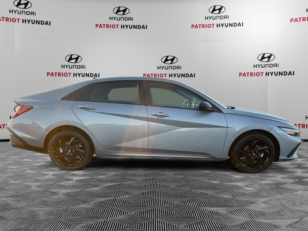 New 2026 Hyundai Elantra SEL Sport Sedan