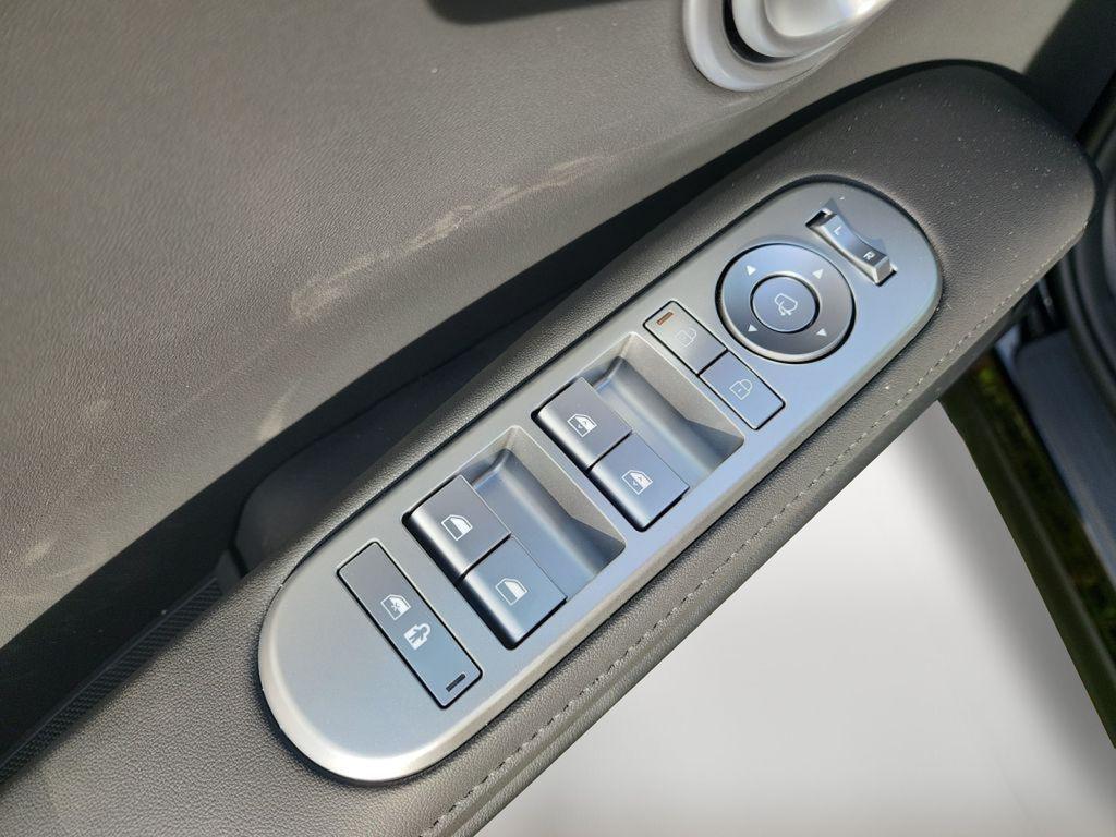 2026 Hyundai Palisade Limited - Photo 11