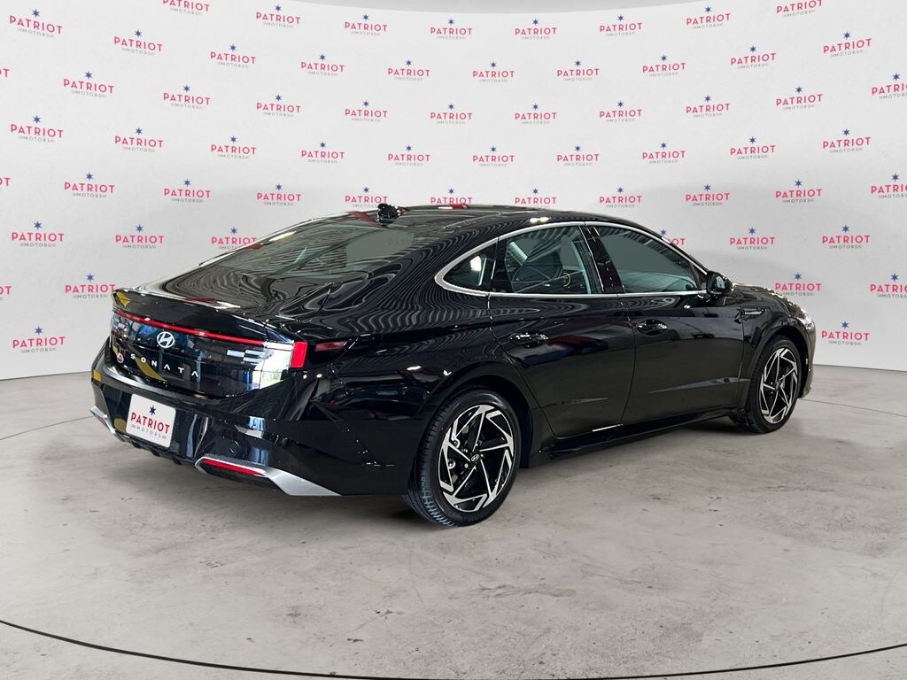 Used 2025 Hyundai Sonata SEL Convenience Sedan
