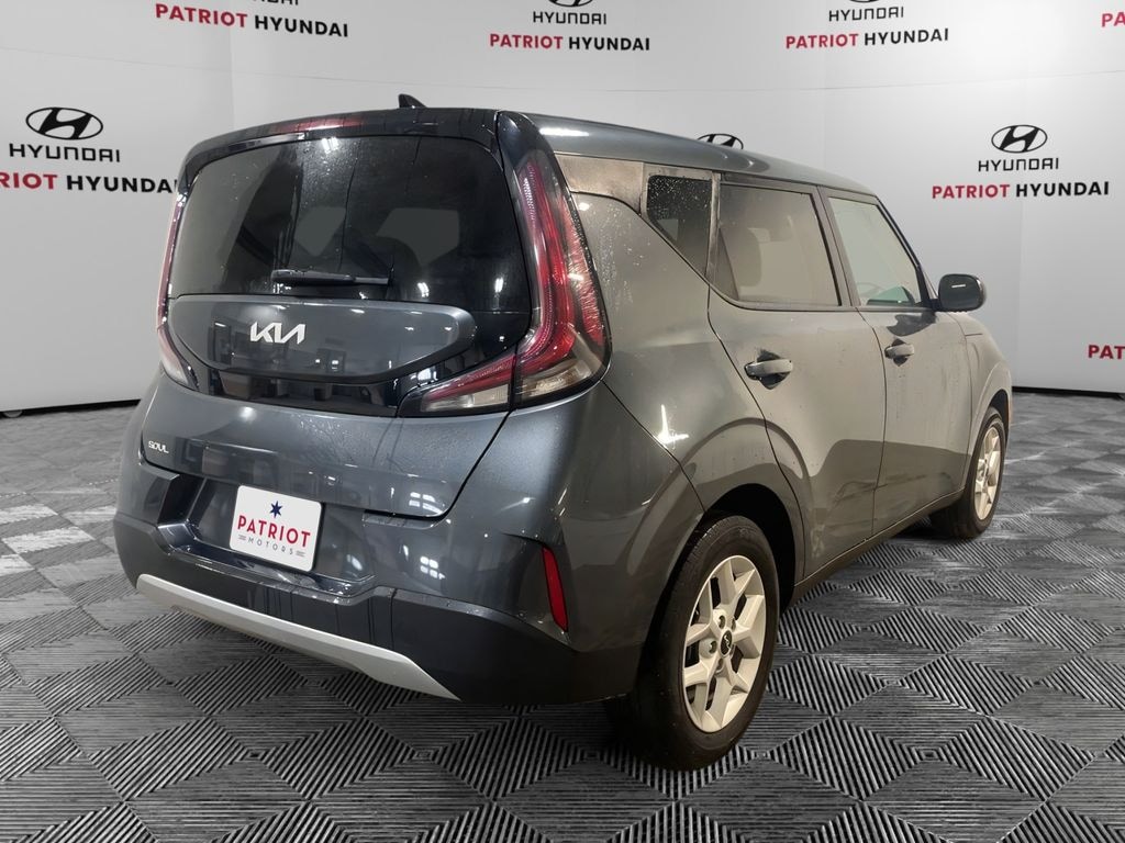 Used 2024 Kia Soul LX Hatchback