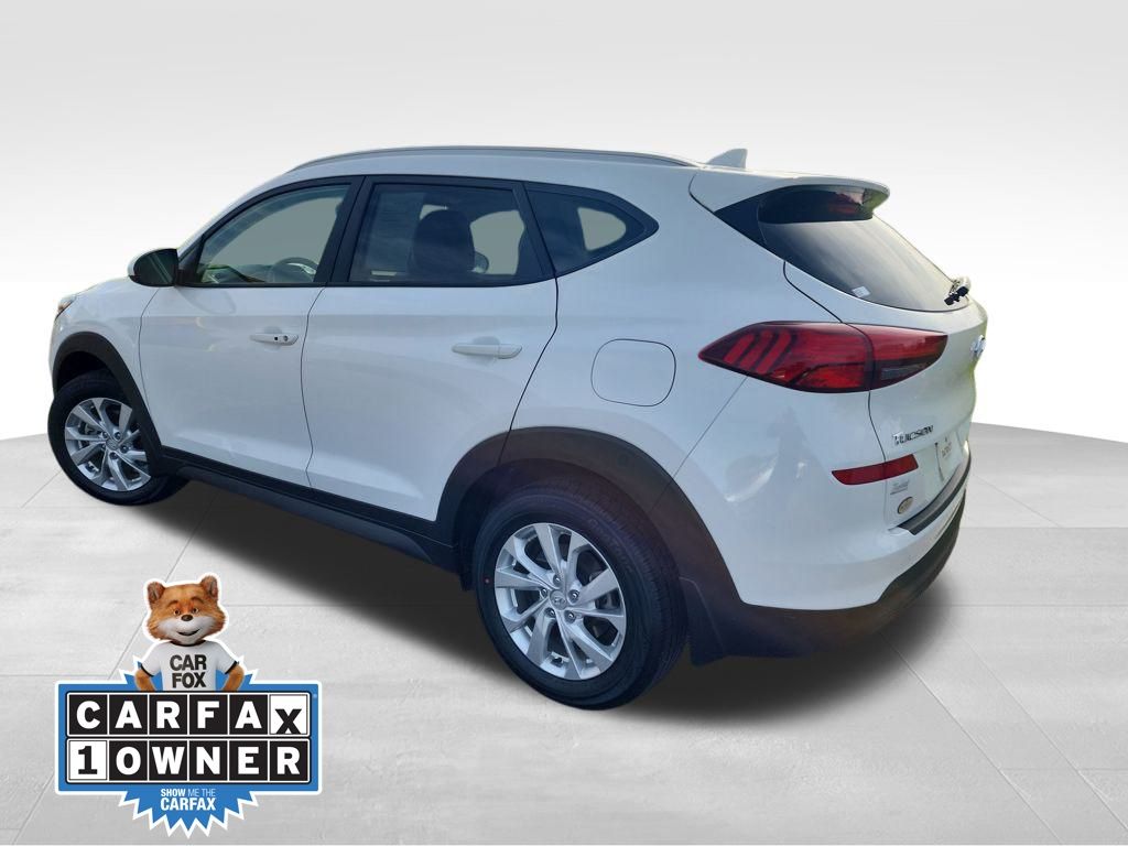 2021 Hyundai Tucson Value photo 3