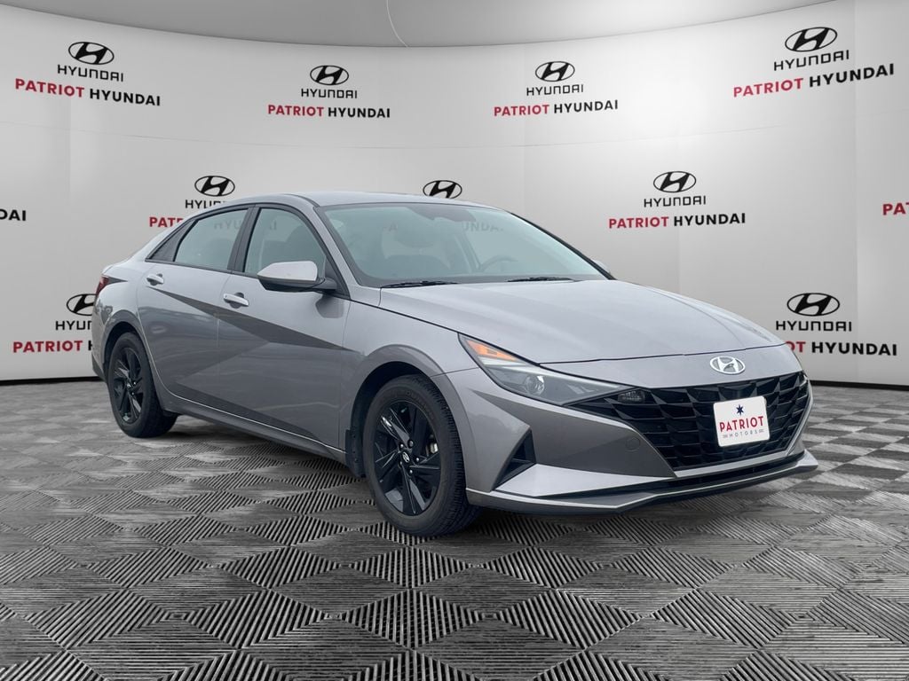 2023 Hyundai Elantra Blue