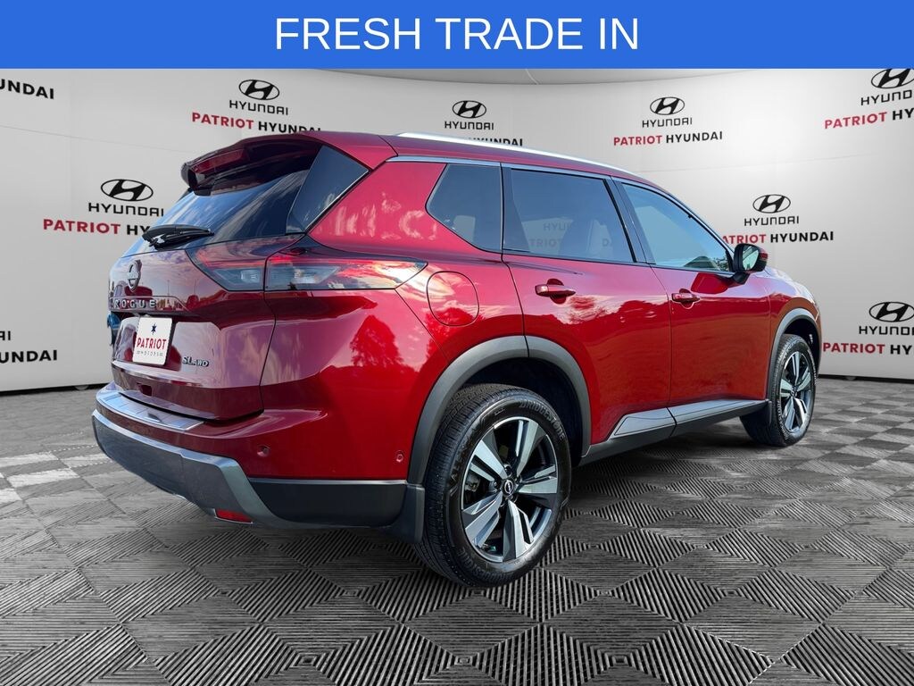 Used 2025 Nissan Rogue SL SUV