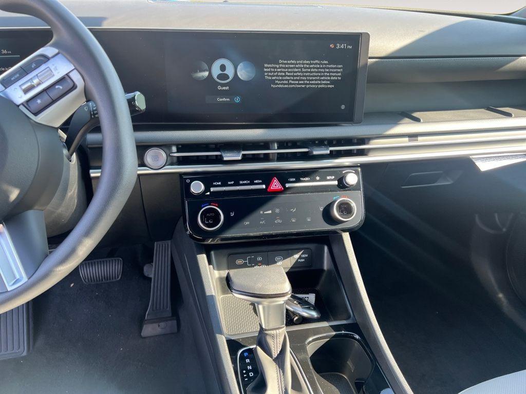 2026 Hyundai Santa Cruz SEL - Photo 17