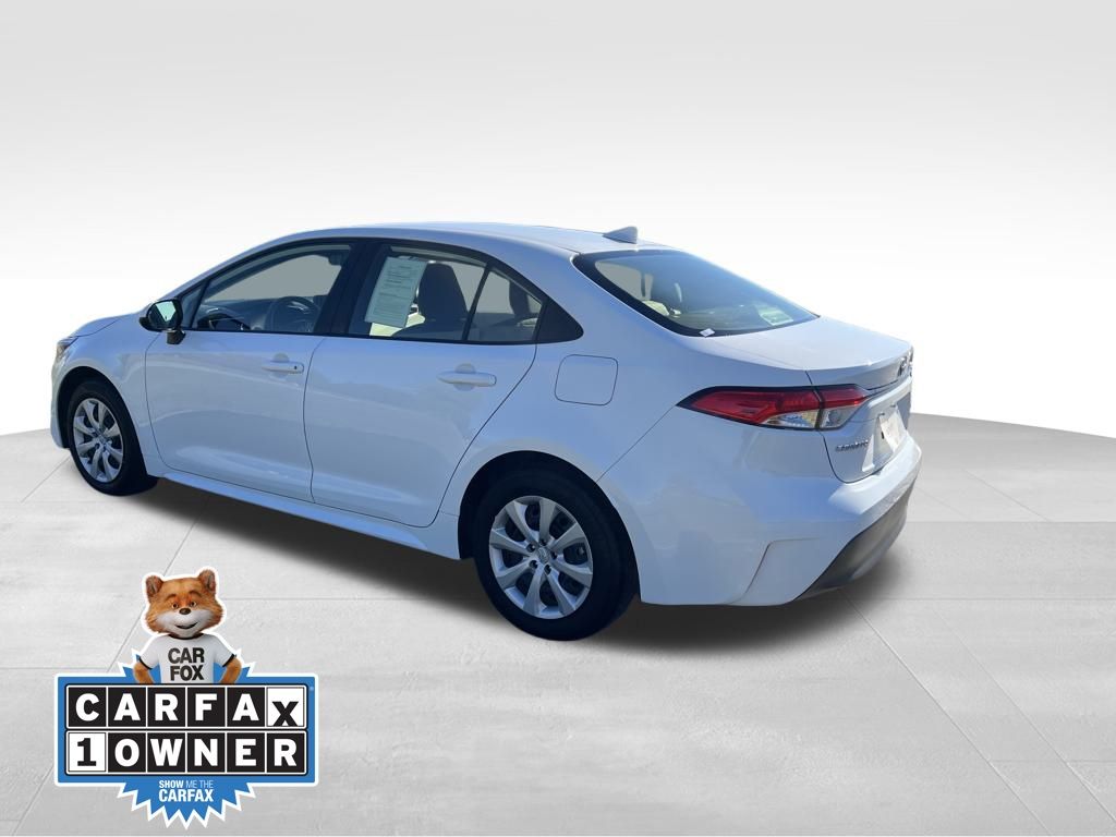 2024 Toyota Corolla Hybrid LE photo 3