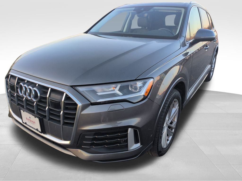 2020 Audi Q7 Premium Plus's photo