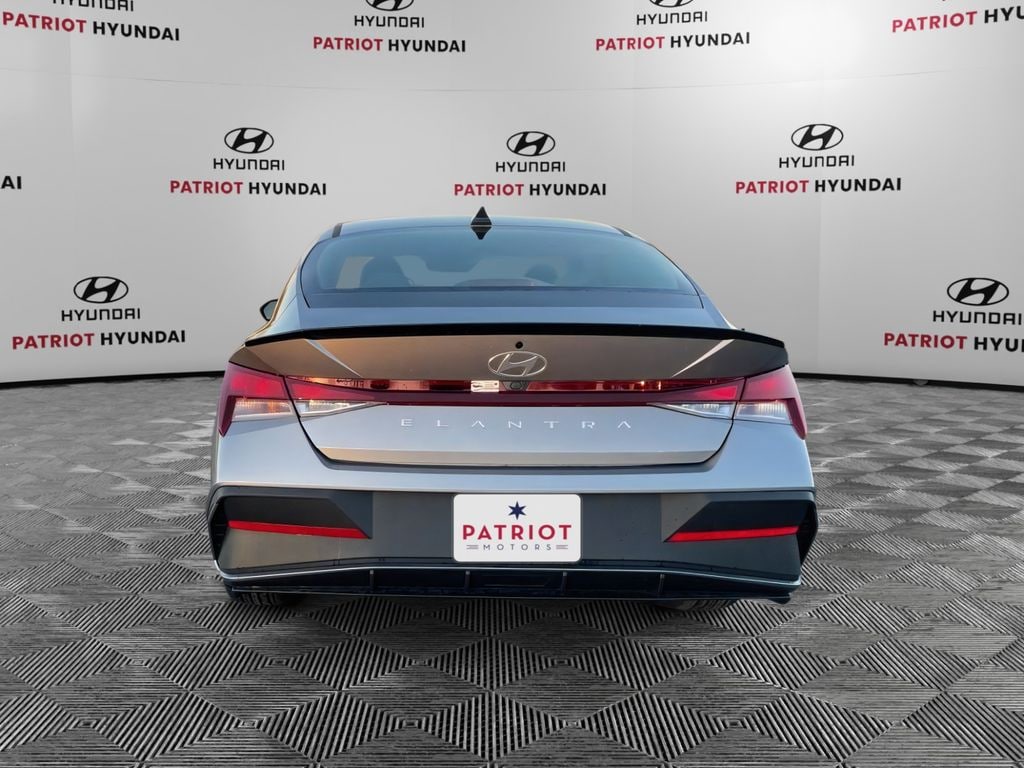 New 2026 Hyundai Elantra SEL Sport Sedan