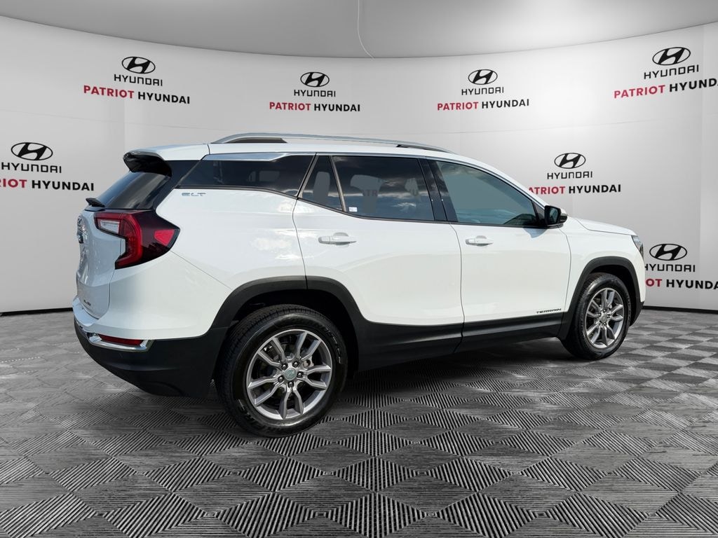 Used 2024 GMC Terrain SLT SUV