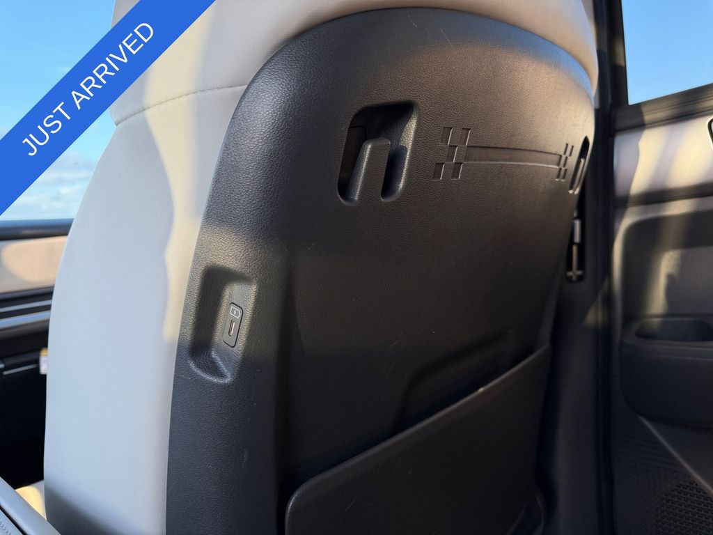 2025 Hyundai Santa Fe SEL - Photo 28