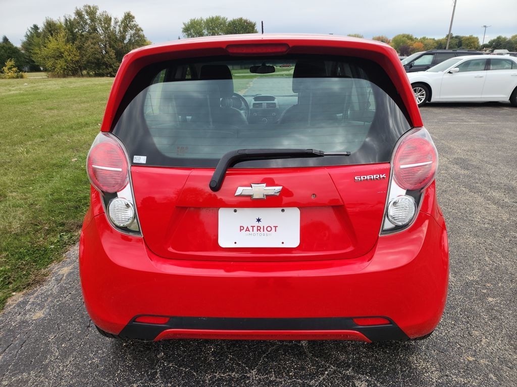 Used 2014 Chevrolet Spark LS Auto Hatchback
