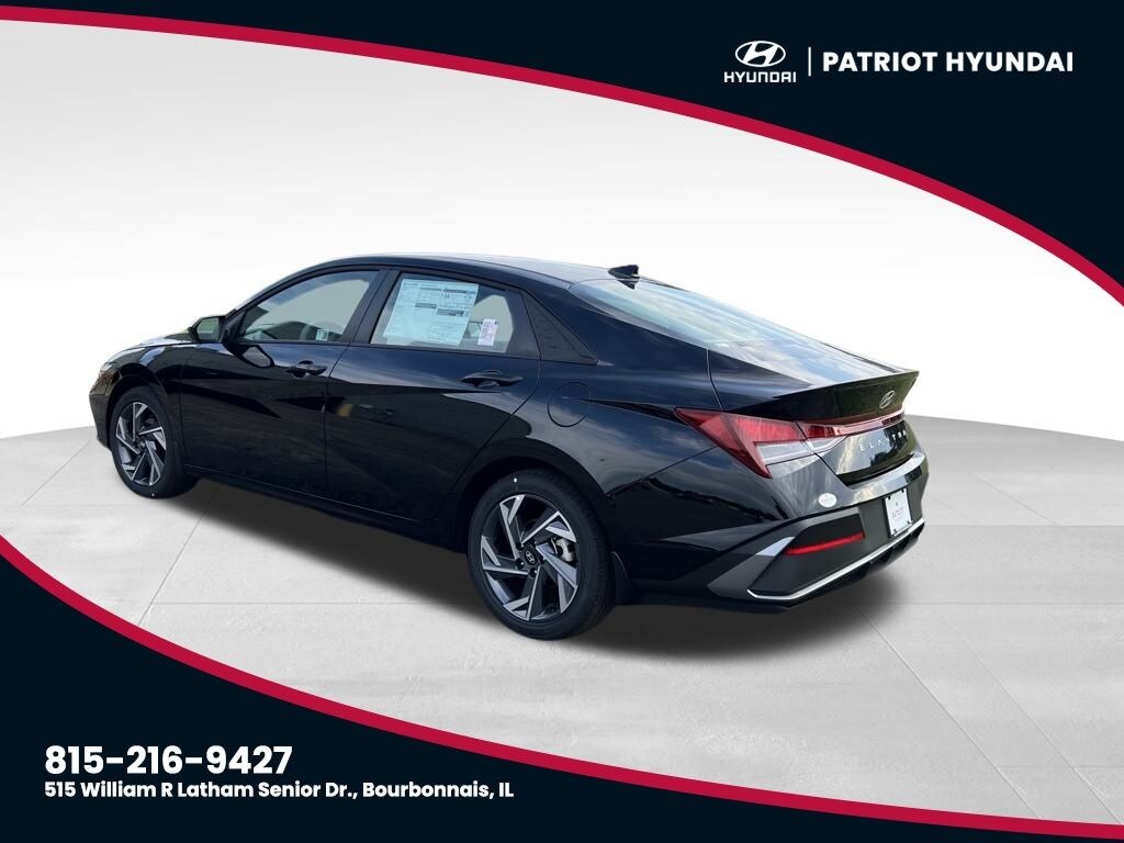 New 2025 Hyundai Elantra SEL Sport Sedan
