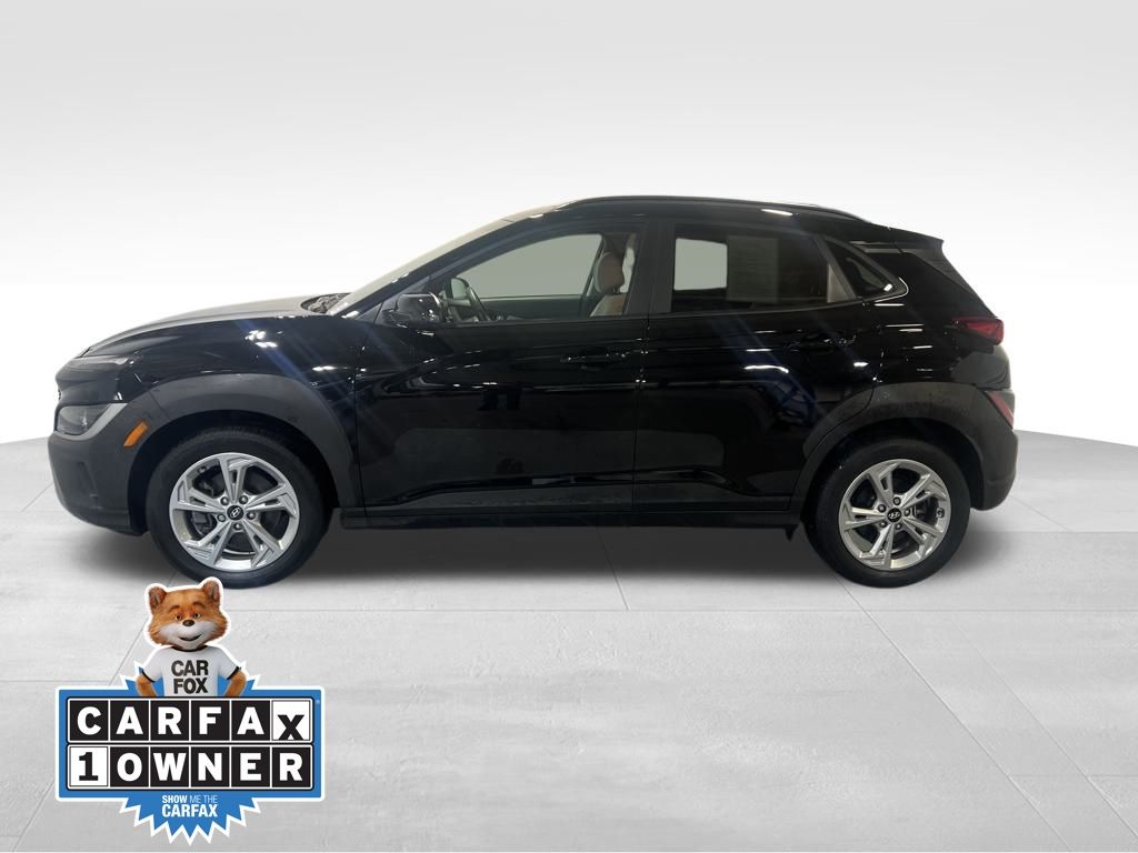 2023 Hyundai Kona SEL photo 2