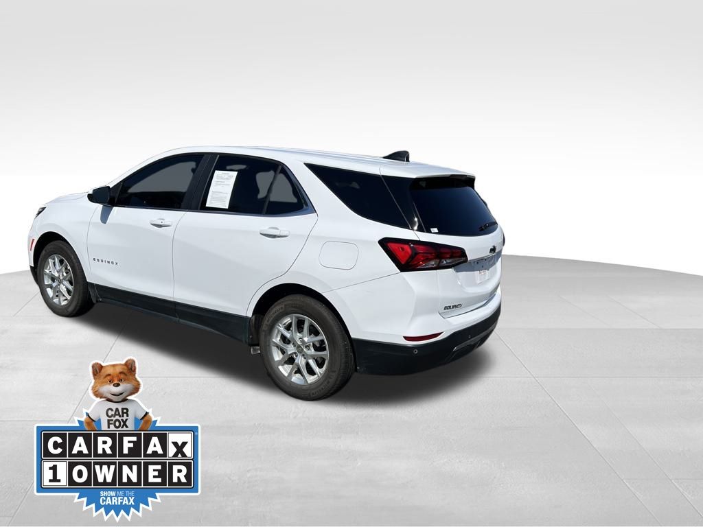 2024 Chevrolet Equinox photo 3