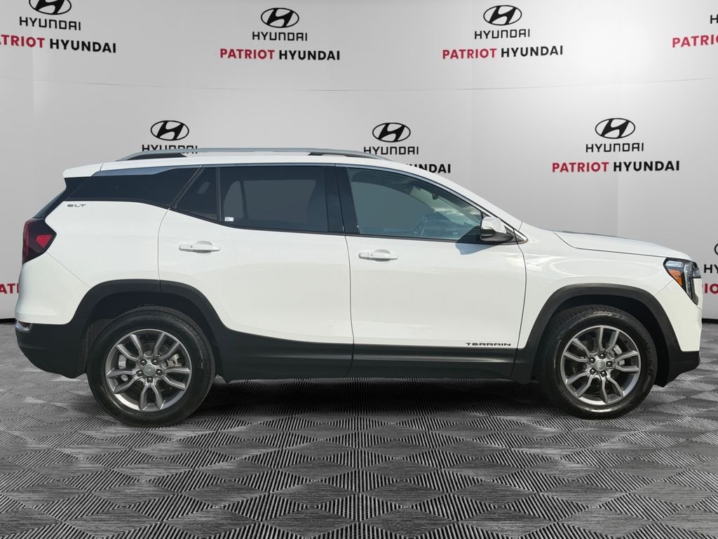 Used 2024 GMC Terrain SLT SUV