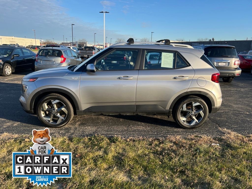 Used 2023 Hyundai Venue SEL SUV