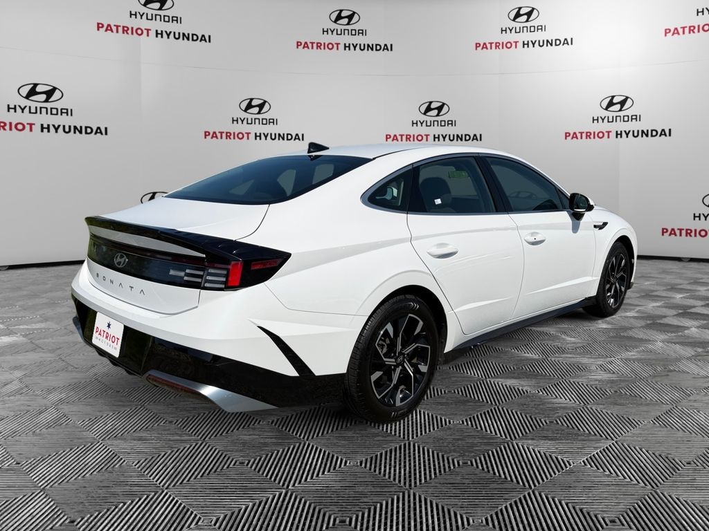 Used 2025 Hyundai Sonata SEL Sedan